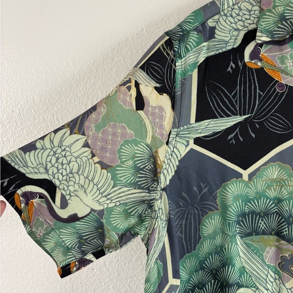 AllSaints Naga Print Camp Shirt
Color: Pearl Grey - Picture 8 of 13